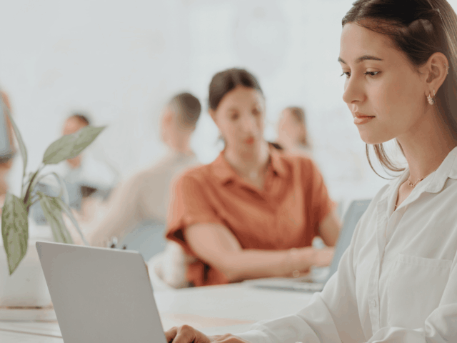 Essential Qualities to Become a Professional TESOL Teacher